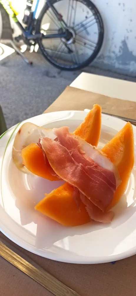 Melon Avec Jambon Auvergnat